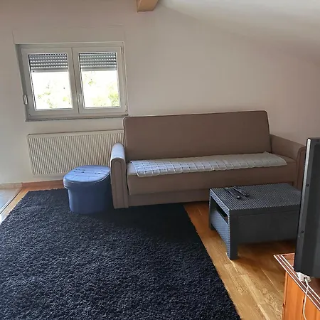 Apartament Near The Airport *